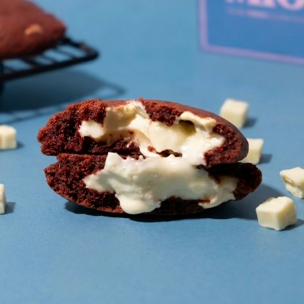 Red Velvet Cream Lava Cookie